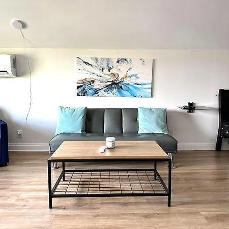 Downtown Retreat - 1Br Oasis Apartment